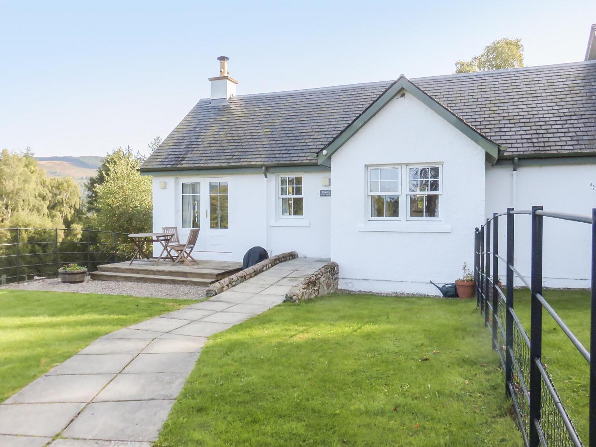 Tummel Cottage Foss Exterior photo